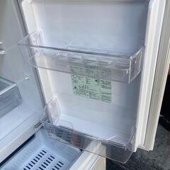 ☆中古￥13,000！AQUA　126㍑2ドア冷蔵庫　家電　2021年製　AQR-13E8(W)型　幅48㎝ｘ奥行56㎝ｘ高さ116㎝　【BG057】