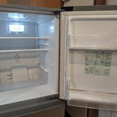 ■　冷蔵庫、2ドア冷蔵庫、AQUA、126L、2019年、シルバー、山梨県甲斐市