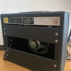 ギターアンプ　フェンダー