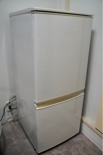 【美品】冷蔵庫 シャープ 137L  \n