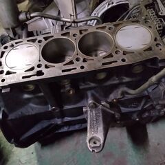 MB-190E-23-16Vコスワースエンジンショートブロツク販売