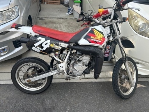 スズキ crm50