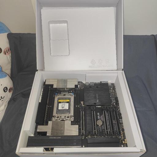 ASUS WS TRX50-SAGE WIFIマザーボード