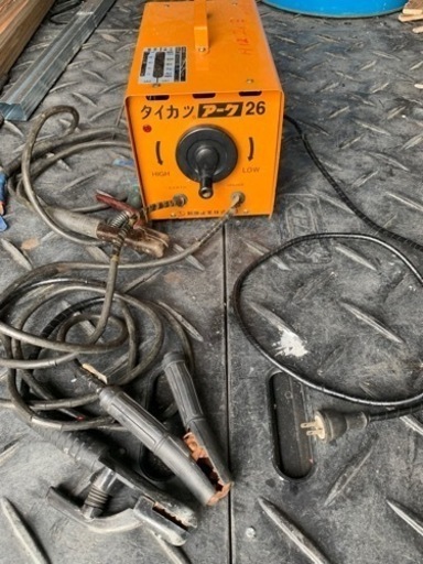 ☆☆現役で活躍中　早い者勝ち☆☆溶接機　100V アーク溶接