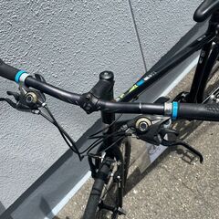 🍊ワンポイントのブルーが◎🍊TREK トレック クロスバイク 自転車🍊24段変速ギア🍊1012