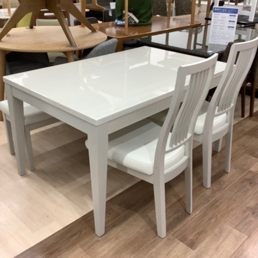 ベンチタイプ伸長式ダイニングテーブルダイニング4点セットのご紹介です【トレファク東大阪箕輪店】