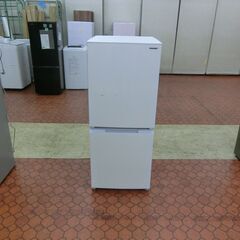 ID 197459　冷蔵庫２ドア　152L　シャープ　２０２２年　すり傷あり　SJ-15E9-W