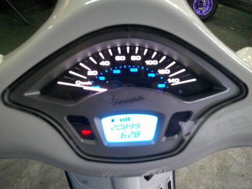 ベスパ プリマベーラ125 白 格安提供車 半額配送キャンペーン 期間限定