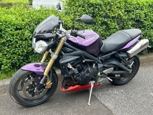 トライアンフ　ストリートトリプル　675 車検2年近く
