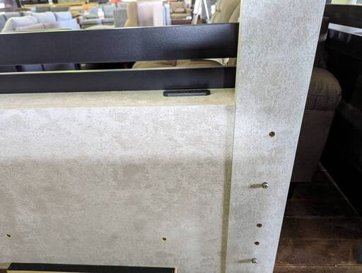 B品】2段ベッド ホワイト色とブラック色 現品限り39800円 - 二段ベッド 