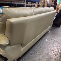 ソファ　3人用　3人掛け　ホワイト　クリーム　オシャレ　広々　アンティーク　合皮　大家族　広い　イス　