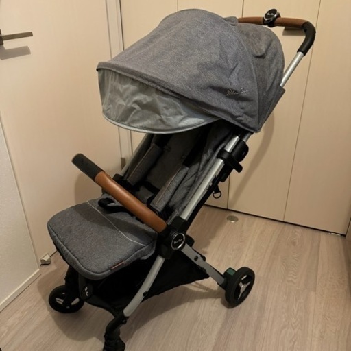子供用品 ベビー用品 ベビーカー、バギー　フルフラット　新生児 silver cross シルバークロス　AB型