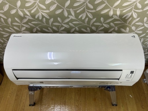 【都城市暮らし応援券使えます】【基本工事費込】中古6畳用エアコン　ダイキン　2022年製　2.2kw S22ZTES