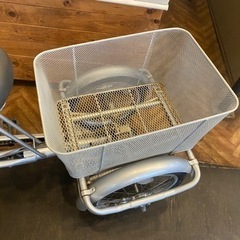 【スイング機能付き】3輪ワゴン　シルバー