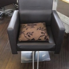 【送料込】スタイリングチェア 美容室 美容室スタイリングチェア