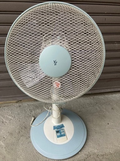 [山善] 30cmリビング扇風機 (リモコン)(風量3段階) タイマー付 ホワイト YLR-C30