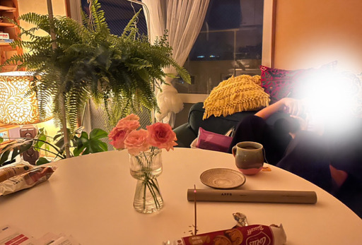 IKEA DOCKSTA ホワイト丸テーブル