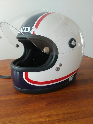 山城フルフェイスヘルメットバイク