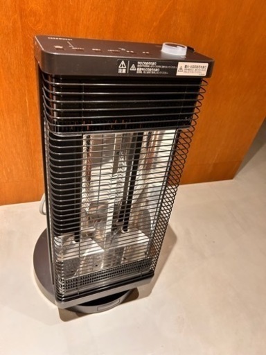 DAIKIN   遠赤外線暖房機 セラムヒート ERFT11ZS