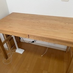無印良品　オーク材無垢材デスク 無印良品が足元棚付の「オーク無垢材デスク」発売！従来型と比較