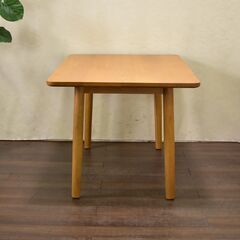 ≪yt1487ジ≫ アウトレット家具 ダイニングテーブル W140xD85 試作サンプル品 オーク無垢材？/ナチュラル/丸脚/北欧デザイン/シンプル 60503-01