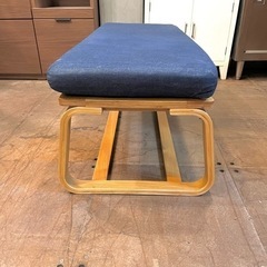 《売約済》【武蔵小山店】 無印　無印良品　MUJI  リビングでもダイニングでもつかえるベンチ　オーク材　　リビングでも　ダイニングでも　デニム　ベンチ