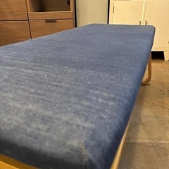 《売約済》【武蔵小山店】 無印　無印良品　MUJI  リビングでもダイニングでもつかえるベンチ　オーク材　　リビングでも　ダイニングでも　デニム　ベンチ