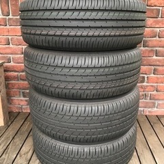 9.9分山 215/55/1794V 23年（1523）23年15週 TOYO NANOENERGY3PLUS