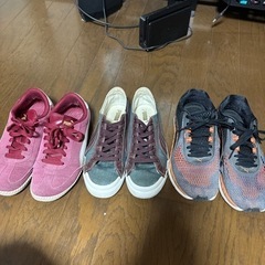 PUMAスニーカー 3足