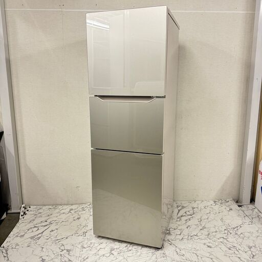 18677  TWINBIRD 大容量3D冷蔵庫　ガラストップ 2020年製 199L ◆大阪市内・東大阪市他 6,000円以上ご購入で無料配達いたします！◆ ※京都・高槻・枚方方面◆神戸・西宮・尼崎方面◆生駒方面、大阪南部方面　それぞれ条件付き無料配送あり！