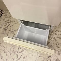  18675  AQUA 一人暮らし2D冷蔵庫 2017年製 157L ◆大阪市内・東大阪市他 6,000円以上ご購入で無料配達いたします！◆ ※京都・高槻・枚方方面◆神戸・西宮・尼崎方面◆生駒方面、大阪南部方面　それぞれ条件付き無料配送あり！            