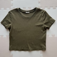 GU Tシャツ