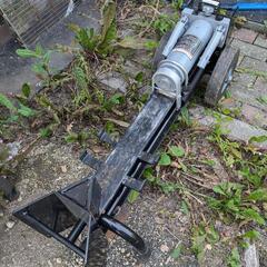 手動油圧薪割り機12トン　使用回数3回のみ