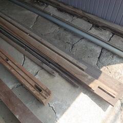 古い木材 角材 中古？ まとめて・・・