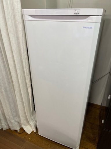 【商談中】アイリスオーヤマ　2020年式　冷凍庫 175L 右開き ノンフロン 温度調節3段階 サブ冷凍庫 セカンド冷凍庫 静音設計 省エネ 節電 省スペース 家庭用 ホワイト IUSD-18A-W