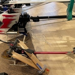 【ジャンク品】札幌 お引き取り限定 　ラジコン3機 リモコン3個　futaba hirobo