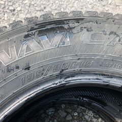 グッドイヤー　アイスナビカーゴ　195/80R15