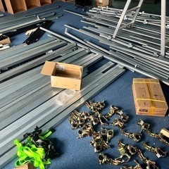 鉄屑、鉄パイプ、木材（足場・DIY）