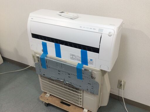 （7/13受渡済）YJT9148『安心30日間保証付』【FUJITSU/富士通 6畳用エアコン】美品 2019年製 ノクリア AS-D22J-W 家電 冷暖房 単相100V