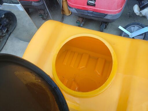 引取限定】ローリータンク 300L 貯水槽 貯水タンク 動噴 【安佐北店