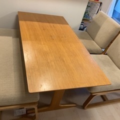 予約中 無印良品 リビングでもダイニングでも使えるテーブルとソファ