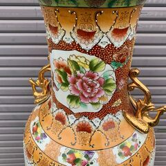 飾り壺 高さ133cm 大型花瓶 金彩 鳳凰 孔雀 龍 雀 牡丹 薔薇 中国美術？