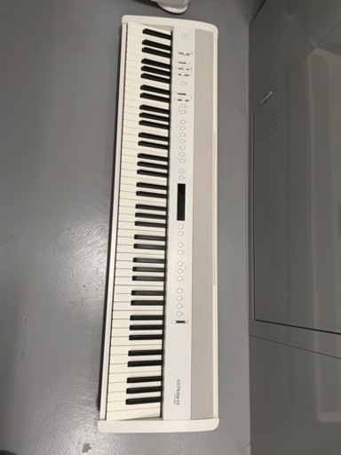 【値下げ再投稿】ROLAND   FP-60WH