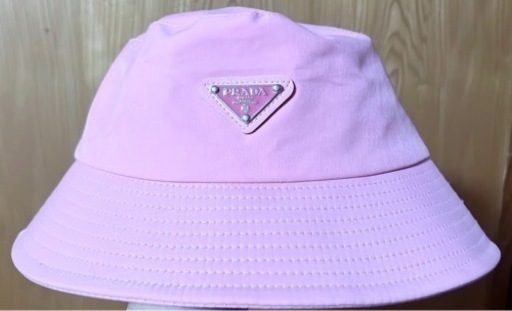 PRADA バケハ ピンク 希少 中古  美品
