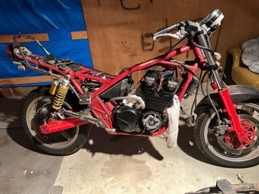 レストアベース初期型ゼファータンクテールフェンダーセット　zephyr レストアベース初期型ゼファータンクテールフェンダーセット zephyr