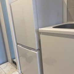 2022年製SHARP 2ドア冷蔵庫 つけかえどっちもドア左右付替冷蔵庫形名 SJ-D 15