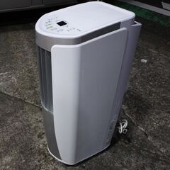 🍎トヨトミ スポット冷風機 TAD-2220