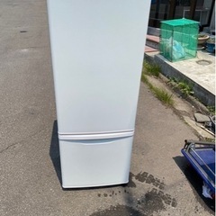 アース万代店　美品　21年製 パナソニック 168L 2ドア 冷蔵庫 NR-B17F