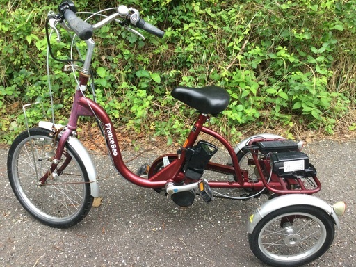 フランスベット　電動三輪自転車　バッテリー2個　充電器付き