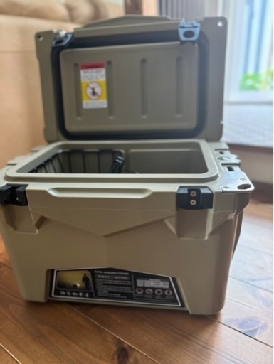 アイスエイジ クーラーボックス 20QT 18.9L タン (ICE AGE)